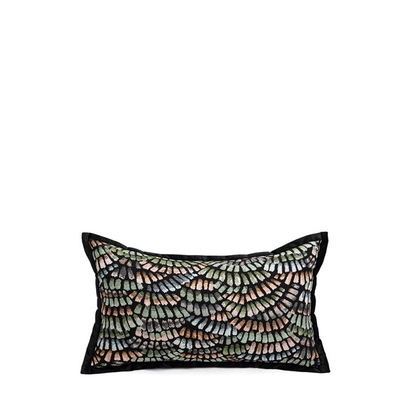 THROW CUSHION - LEAF LUXE KIDNEY PILLOW