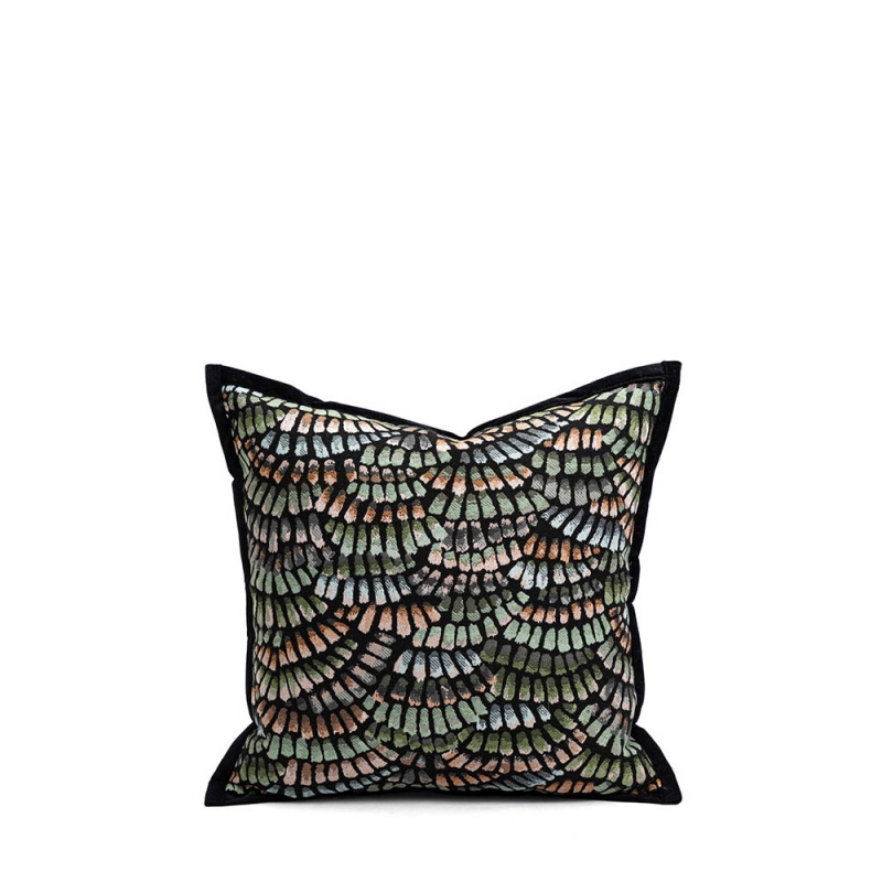 THROW CUSHION - LEAF LUXE